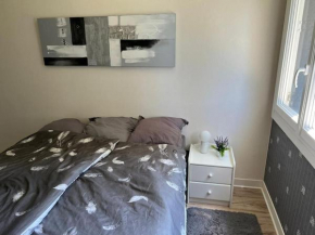 Appartement in der Nähe des Paul Constans Lycee